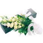 20 WHITE ROSES IN BOX 