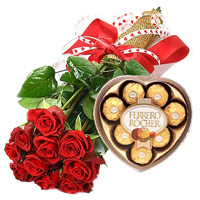 Blissful Combo Pack of Rose N Chocolates