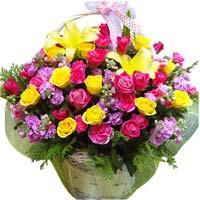 Mix seasonal flowers in basket  ......  to jeollabuk do