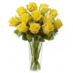 Attention-Getting Bouquet of Yellow Roses