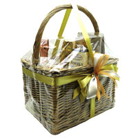 Creative Season Deluxe Gift Basket<br>