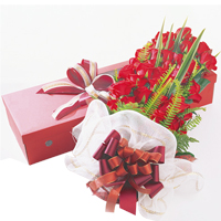 Pamper your loved ones by sending them this Glorio...