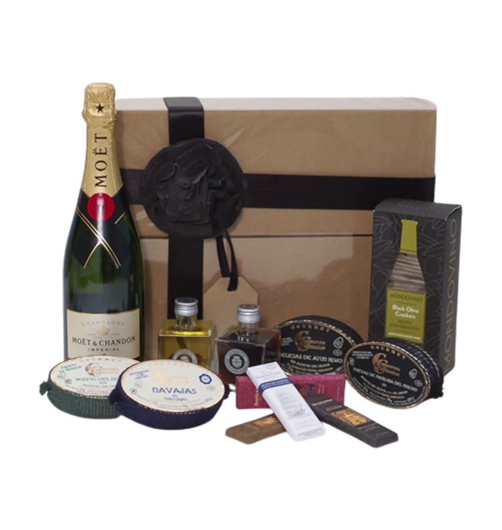 This Gourmet Gift Basket is ideal for any event si......  to Malaga