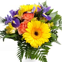 Vibrant bouquet to suit the whole year's festiviti...