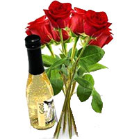 Red roses with gold champagne piccolo