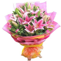 Attention-Getting Bouquet of Ten Lilies<br/>