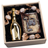 Attractive Party Time Wine N Assortments Gift Box