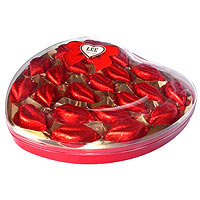 300 g of Chocolate LEE  in Heart Shaped Body...