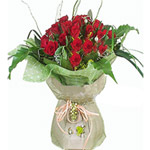 Captivating Bouquet of 18 Roses