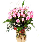 Breathtaking 20 Pink Roses in a Vase