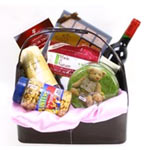 Present this gift of Energetic Gift Hamper with Wa...