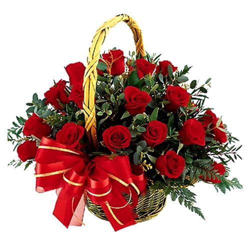 Traditional Bouquet of Admirable Romance