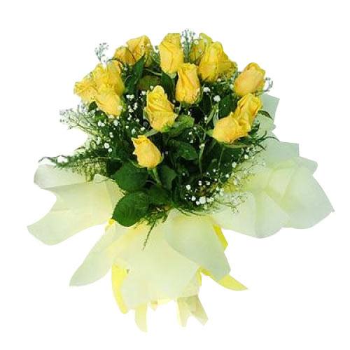 Distinctive Bunch of Yellow Roses with Foliage