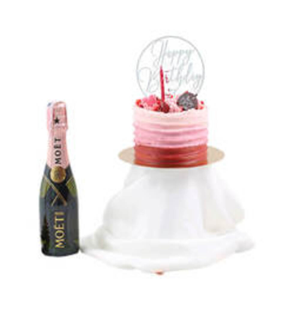 Exquisite Champagne With Cake