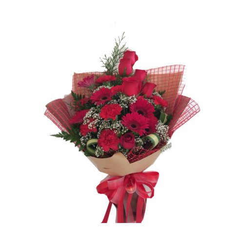 This bouquet is sure to sweep her off her feet. A ......  to Pathumthani