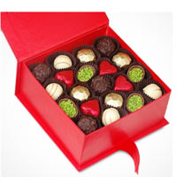 Heavenly Day Tripper Chocolate Box