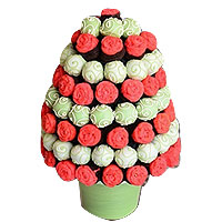 Eye-Catching Arrangement of 45 Pc. Sugarcane N 45 Pc. Soft Truffle Chocolate Balls