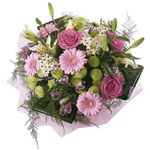 As a token of affection: a magnificent bouquet in soft colours....