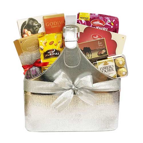 Smart Gift Hamper of Gourmet Feast