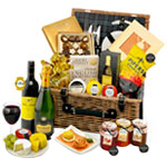 Be happy by sending this Attractive Basket of Favo...