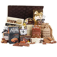 Charming Gift Basket of Mix Assortment<br/>