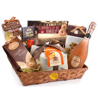 Remarkable Celebration Holiday Gift Hamper with Wine