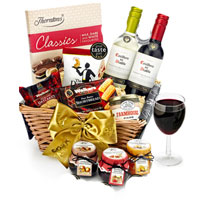 Dazzling Gourmet Weekender Gift Hamper with Whisky