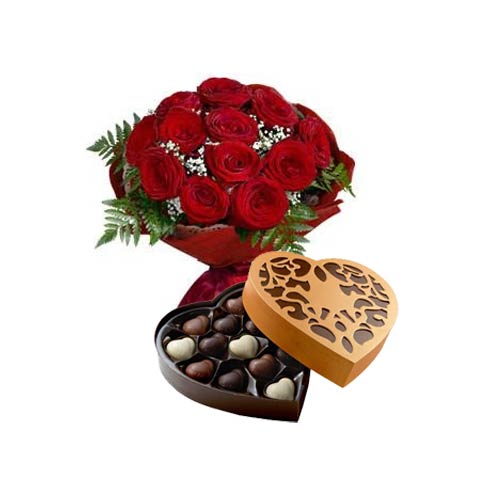 Luxury Godiva Romantic Heart with 12 Red Roses