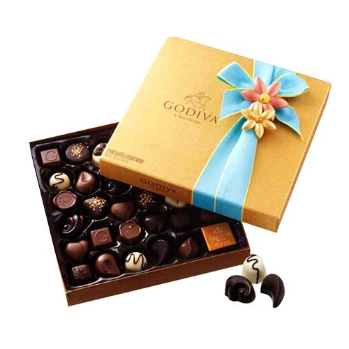 Godiva signature gift collection in seasonal colou...