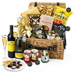 Dynamic Festive Snacks Gift Set<br>