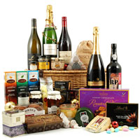 Affectionate Country Estate Gift Hamper with Wine