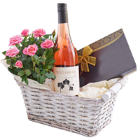 Gentle Turn Their Head Gift Basket