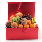 <b>This fruit basket contains:</b><br>2 bunches of......  to Glasgow