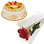 Fresh Fruit Cake with Lovely Roses