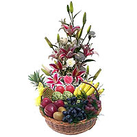 Top-Quality Fresh Fruits Basket