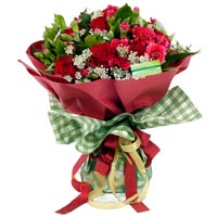 Gift someone close to your heart this Lovely Flowe...