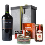 * Trumpeter Malbec Wine 750 1 cc ,* 1 Patagonia Na...