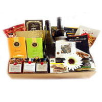 Remarkable Savory Treat Gourmet Gift Hamper<br>
