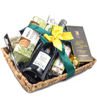 Ravishing Dive In Gourmet Gift Hamper<br>