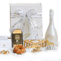 Mesmerizing Sweetened Token Gift Hamper