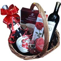 Romantic proposal Basket