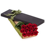 Win the hearts of your dear ones with this Heavenly 12 Red Roses Gift Set and sh...