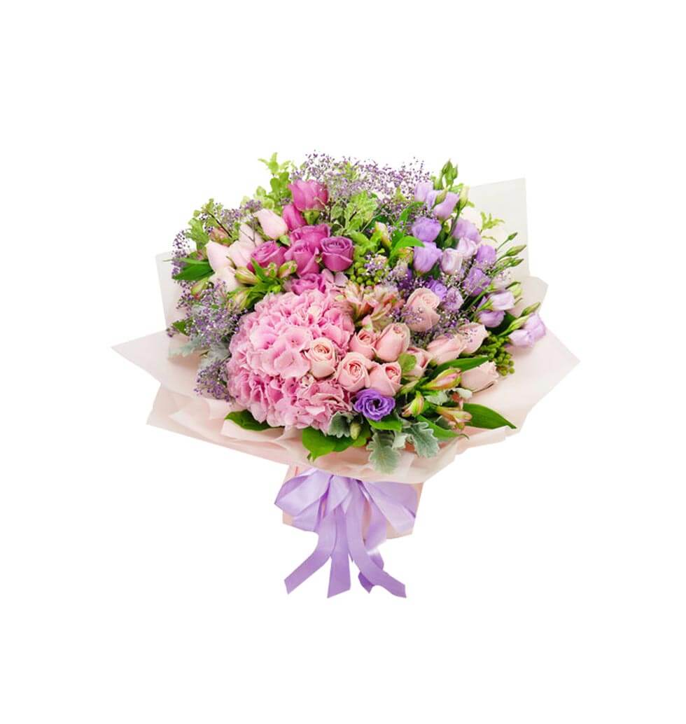 Just picked from the farm, this lovely arrangement......  to flowers_delivery_peak_hongkong.asp