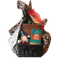 Beautiful Super Dooper Gourmet Gift Hamper