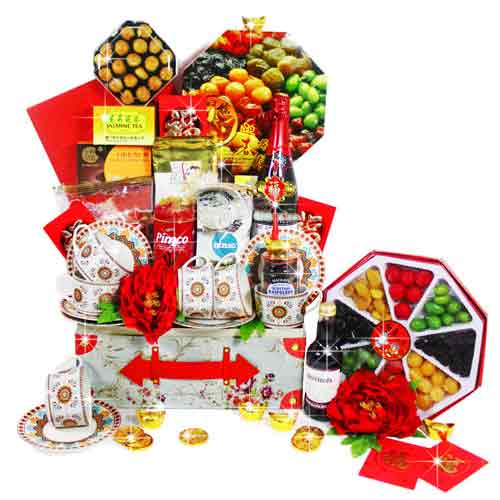 Sweet N Savory Gift Hamper with Tea Cup Set