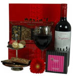 Attractive Gift Hamper of Love Forever