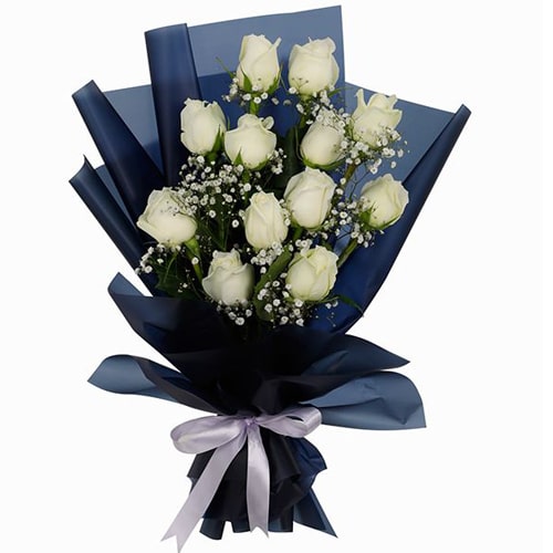 Spectacular Perfect Elegance Dozen White Roses Bouquet