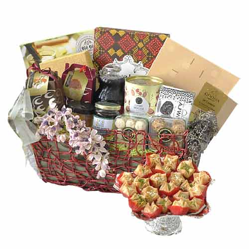 Fabulous Chocolate N Cookies Delight Gift Hamper