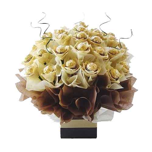Classical Delicate Ferraro Rocher Chocolate Bouquet<br/>