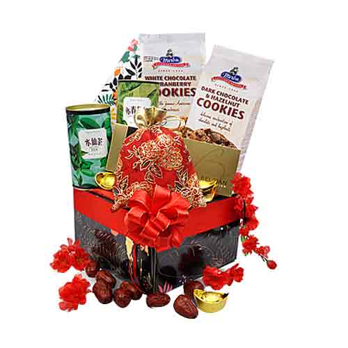 Adorable Gourmet Heaven Gift Hamper